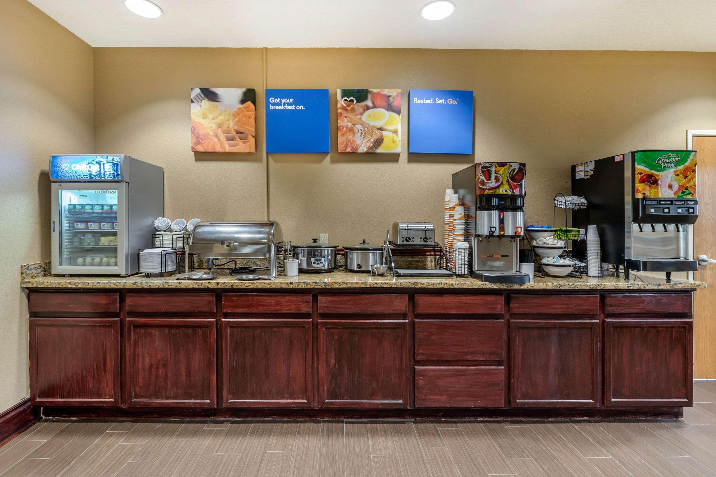 Comfort Inn Walcott Near Davenport Dış mekan fotoğraf