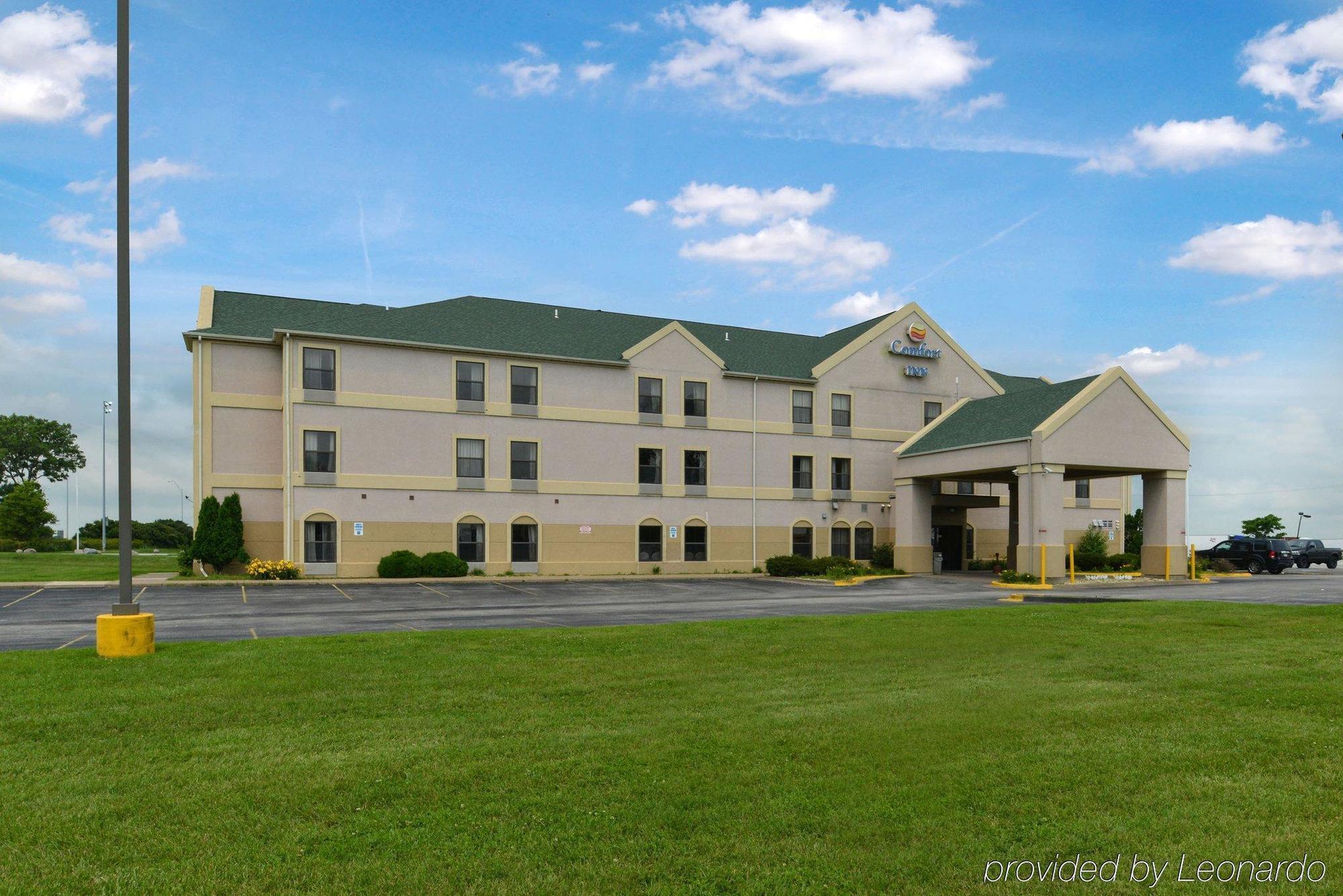 Comfort Inn Walcott Near Davenport Dış mekan fotoğraf